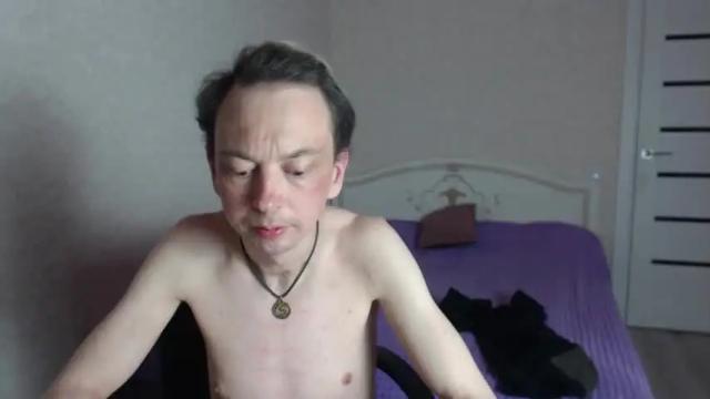 Image 2 of alexiscrystal9 Stream on Chaturbate on 17 months ago