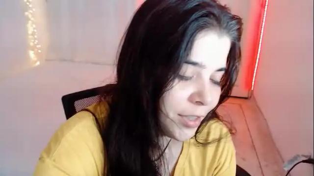 Image 12 of alexluv_23 Stream on Chaturbate on 6 months ago