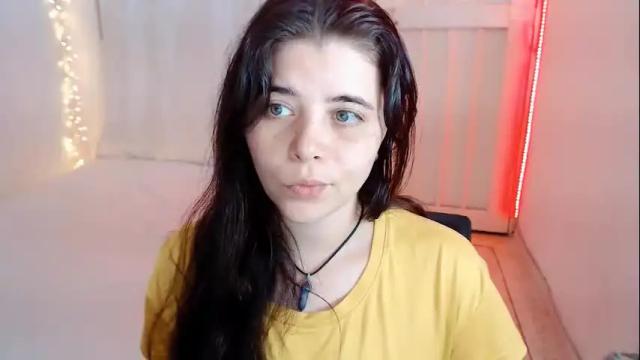 Image 8 of alexluv_23 Stream on Chaturbate on 6 months ago