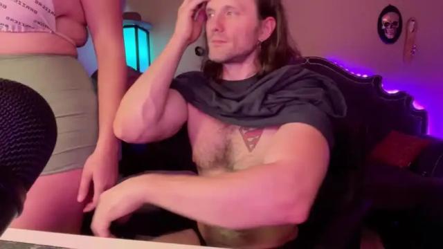 Image 10 of alexmanndickerson Stream on Chaturbate on 18 months ago