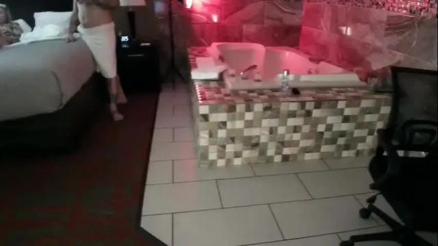 Image 11 of alexnbent Stream on Chaturbate on 6 months ago