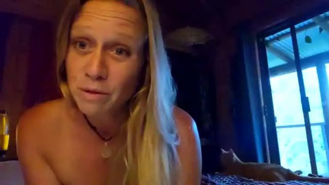 Image 12 of alexthegallexy Stream on Chaturbate on 17 months ago