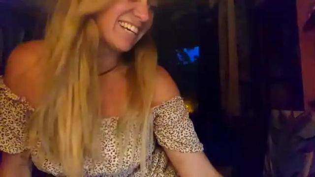 Image 4 of alexthegallexy Stream on Chaturbate on 17 months ago