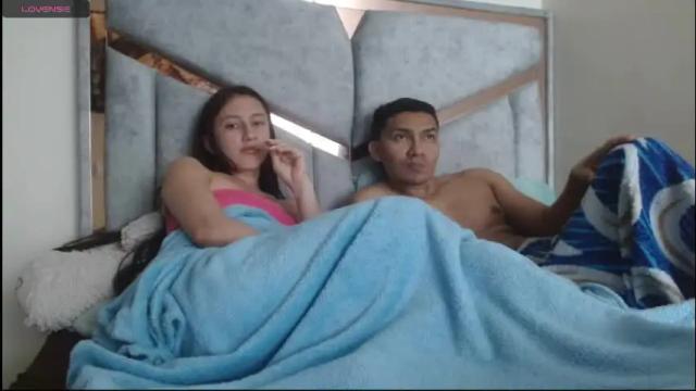 Image 4 of alexvsluisa Stream on Chaturbate on 1 month ago