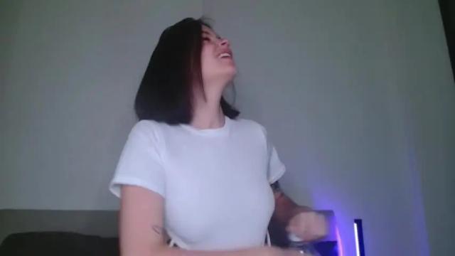Image 4 of alexxa_bloom Stream on Chaturbate on 13 months ago