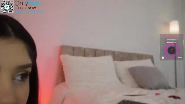 Image 10 of alexxa_dz Stream on Chaturbate on 2 months ago