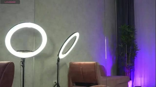 Image 10 of alexxiskye Stream on Chaturbate on 5 days ago