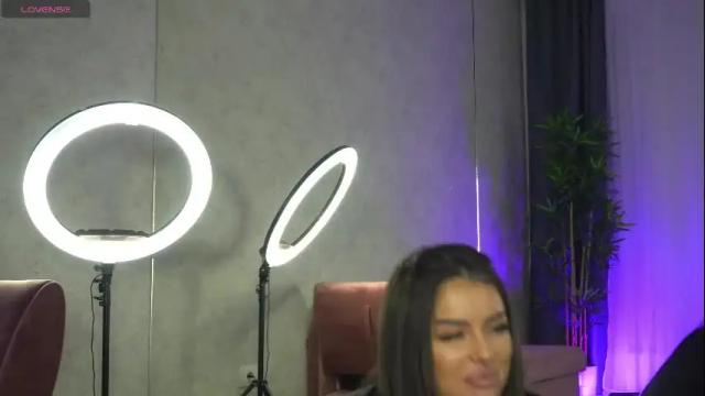 Image 11 of alexxiskye Stream on Chaturbate on 5 days ago