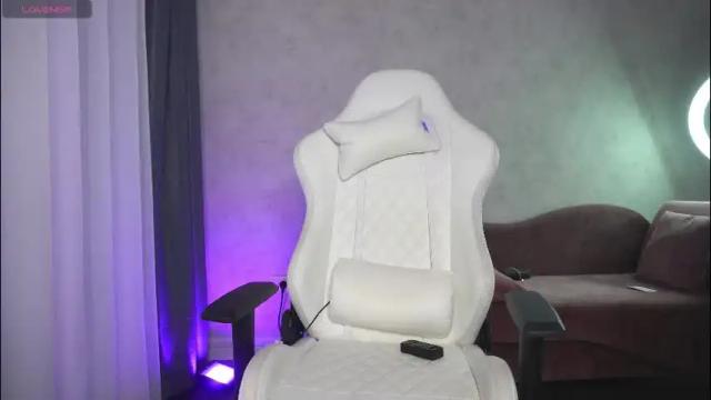 Image 11 of alexxiskye Stream on Chaturbate on 1 month ago