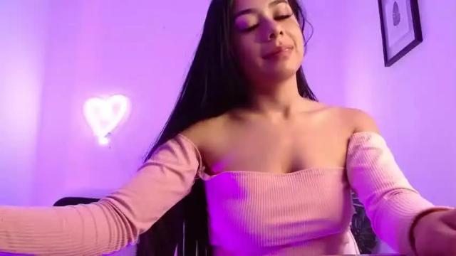 Image 7 of alexxx_ass Stream on Chaturbate on 19 months ago
