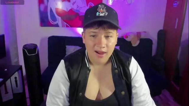 Image 10 of alexxxmorris Stream on Chaturbate on 1 month ago