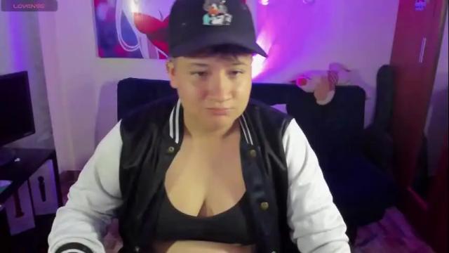 Image 2 of alexxxmorris Stream on Chaturbate on 1 month ago