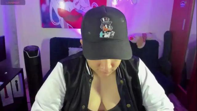 Image 7 of alexxxmorris Stream on Chaturbate on 1 month ago