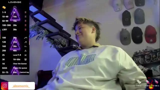 Image 10 of alexxxmorris Stream on Chaturbate on 1 month ago