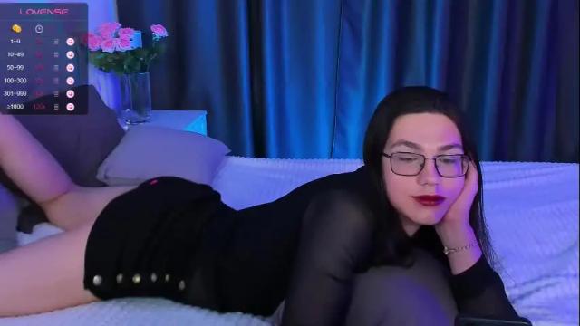 Image 3 of alfred_jones Stream on Chaturbate on 19 days ago