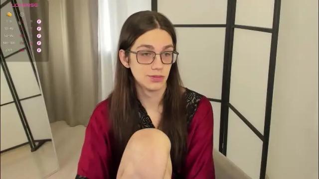 Image 2 of alfred_jones Stream on Chaturbate on 1 month ago