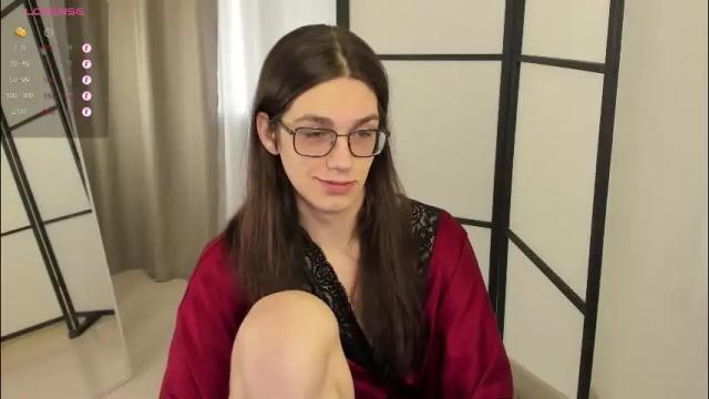 Image 3 of alfred_jones Stream on Chaturbate on 1 month ago