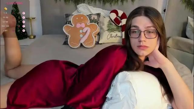 Image 2 of alfred_jones Stream on Chaturbate on 1 month ago