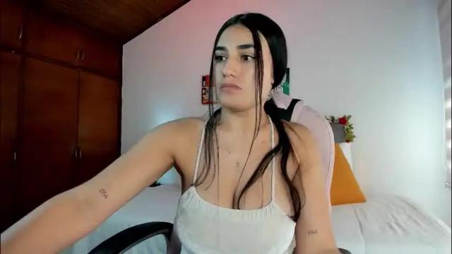 Image 12 of alheli_16 Stream on Chaturbate on 2 months ago