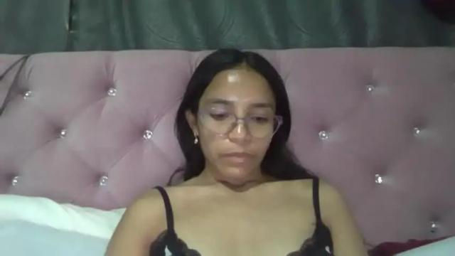 Image 10 of alia054 Stream on Chaturbate on 12 months ago