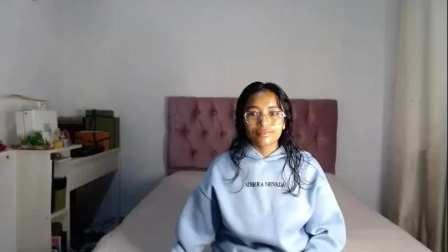 Image 6 of alia054 Stream on Chaturbate on 3 months ago