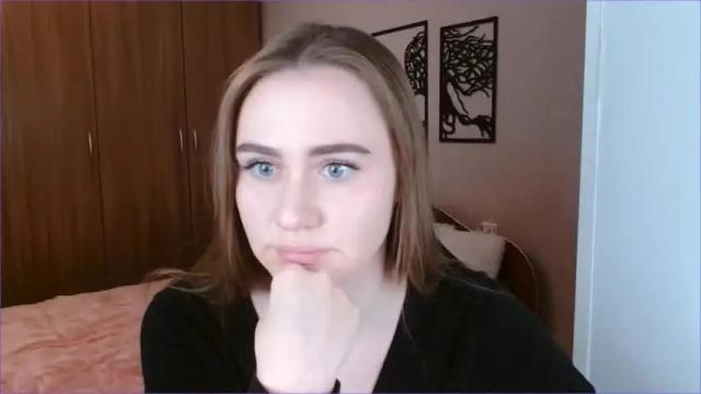 Image 10 of aliagrey Stream on Chaturbate on 15 months ago