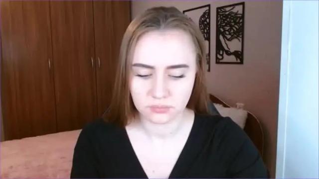 Image 3 of aliagrey Stream on Chaturbate on 15 months ago