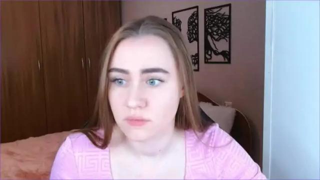 Image 7 of aliagrey Stream on Chaturbate on 14 months ago