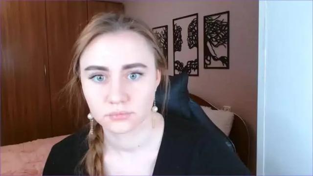 Image 7 of aliagrey Stream on Chaturbate on 14 months ago