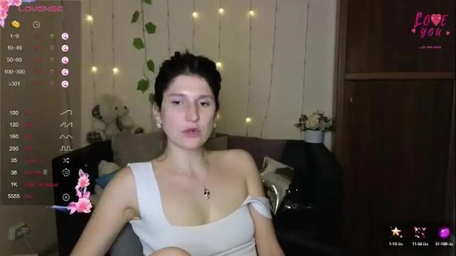 Thumbnail 3, alianna_solo_kiss's Stream at Chaturbate, 1 month ago