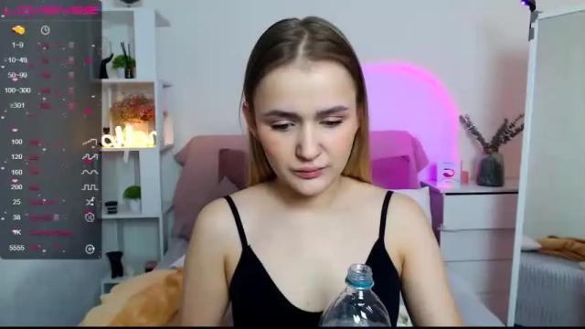 Image 6 of alicadreams Stream on Chaturbate on 14 months ago