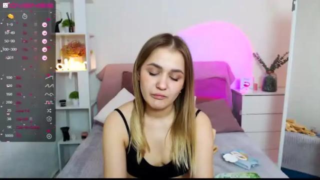 Image 12 of alicadreams Stream on Chaturbate on 14 months ago