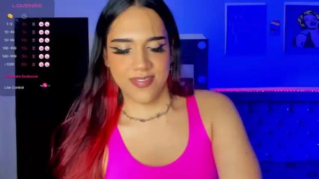 Image 3 of alice666doll Stream on Chaturbate on 14 months ago