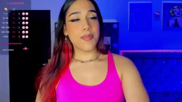 Image 4 of alice666doll Stream on Chaturbate on 14 months ago