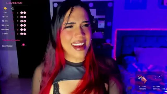 Image 8 of alice666doll Stream on Chaturbate on 13 months ago