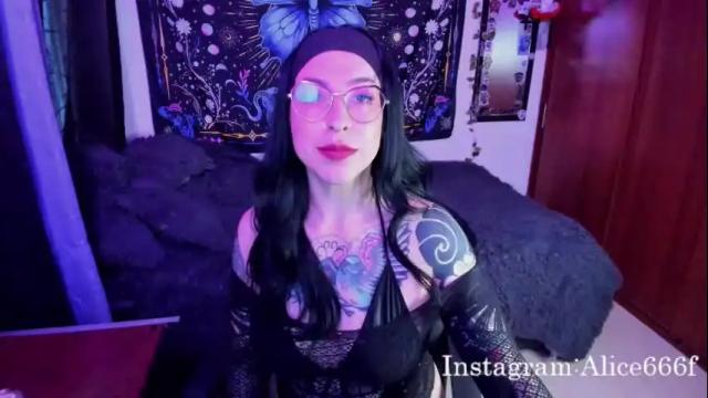 Image 7 of alice666f Stream on Chaturbate on 1 month ago