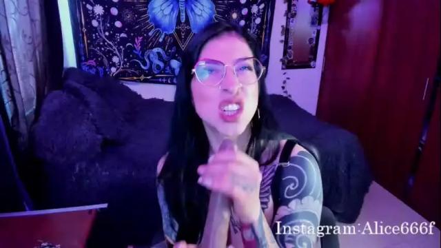 Image 11 of alice666f Stream on Chaturbate on 1 month ago