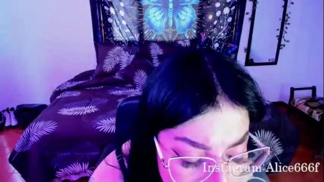 Image 11 of alice666f Stream on Chaturbate on 1 month ago