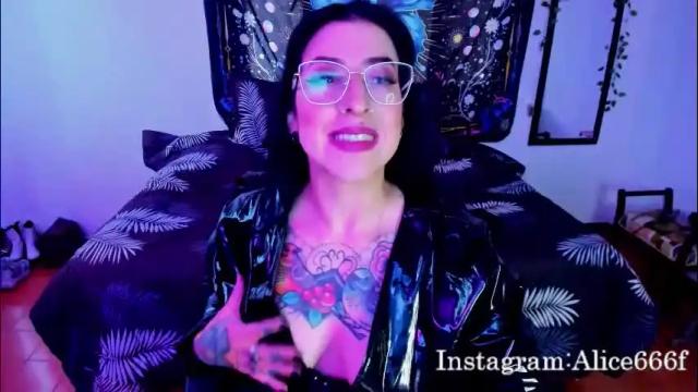 Image 3 of alice666f Stream on Chaturbate on 1 month ago