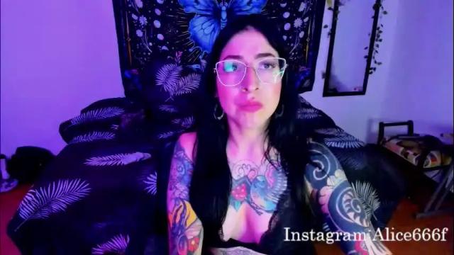 Image 10 of alice666f Stream on Chaturbate on 1 month ago