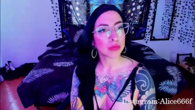 Image 2 of alice666f Stream on Chaturbate on 26 days ago
