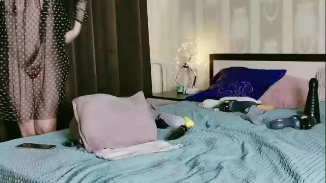 Image 2 of alice69foxy Stream on Chaturbate on 23 days ago