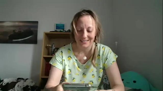 Image 2 of alice8363 Stream on Chaturbate on 15 days ago