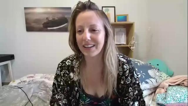 Image 3 of alice8363 Stream on Chaturbate on 3 months ago