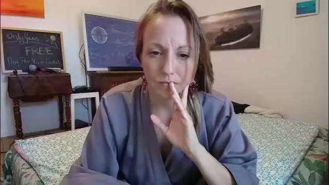 Image 10 of alice8363 Stream on Chaturbate on 1 month ago