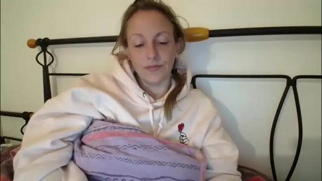 Image 3 of alice8363 Stream on Chaturbate on 1 month ago