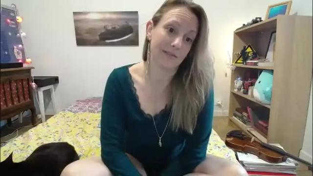Image 8 of alice8363 Stream on Chaturbate on 6 days ago