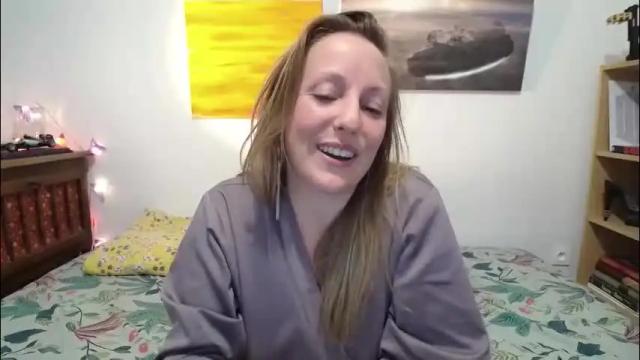 Image 7 of alice8363 Stream on Chaturbate on 2 months ago