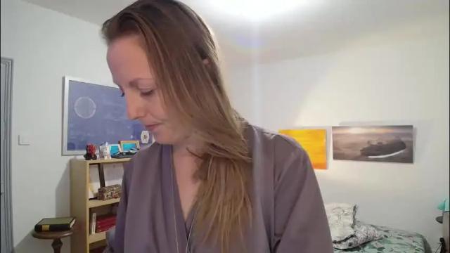 Image 3 of alice8363 Stream on Chaturbate on 2 months ago
