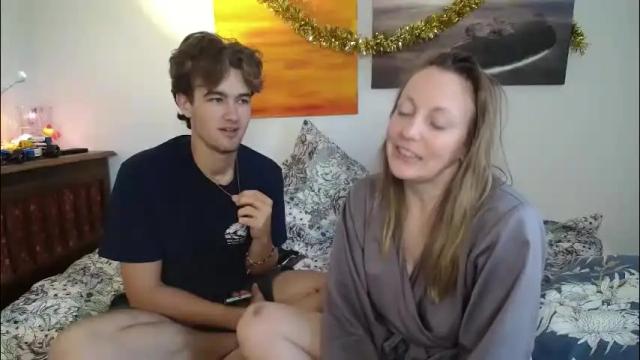 Image 3 of alice8363 Stream on Chaturbate on 1 month ago